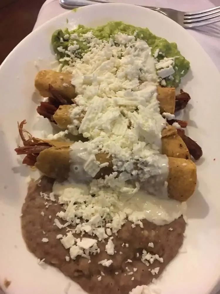 Café de Tacuba Enchiladas Precios