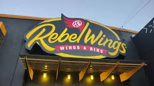 Rebel wings en mexico