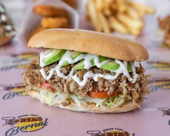 Tortas Bernal Pollo Frito Menú