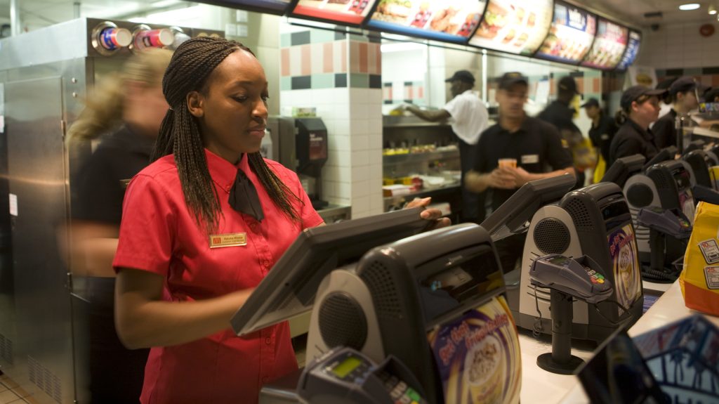 How Much Does McDonalds Pay? A Comprehensive Guide